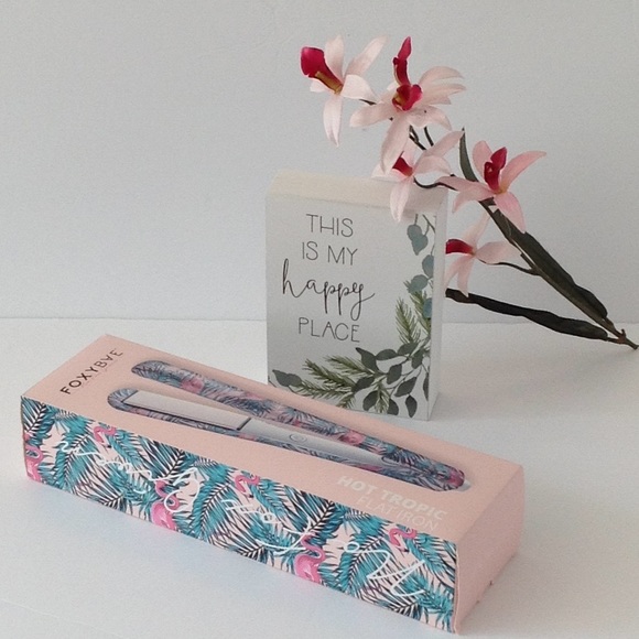 foxybae hot tropic flat iron